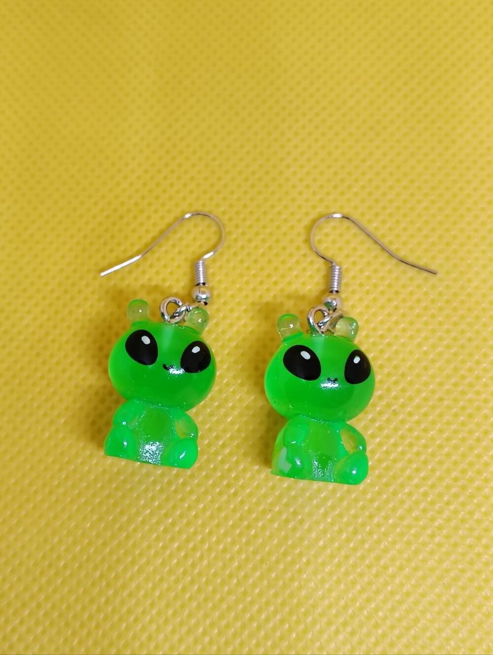 2/$15 Alien Dangle Earrings - Picture 2 of 3